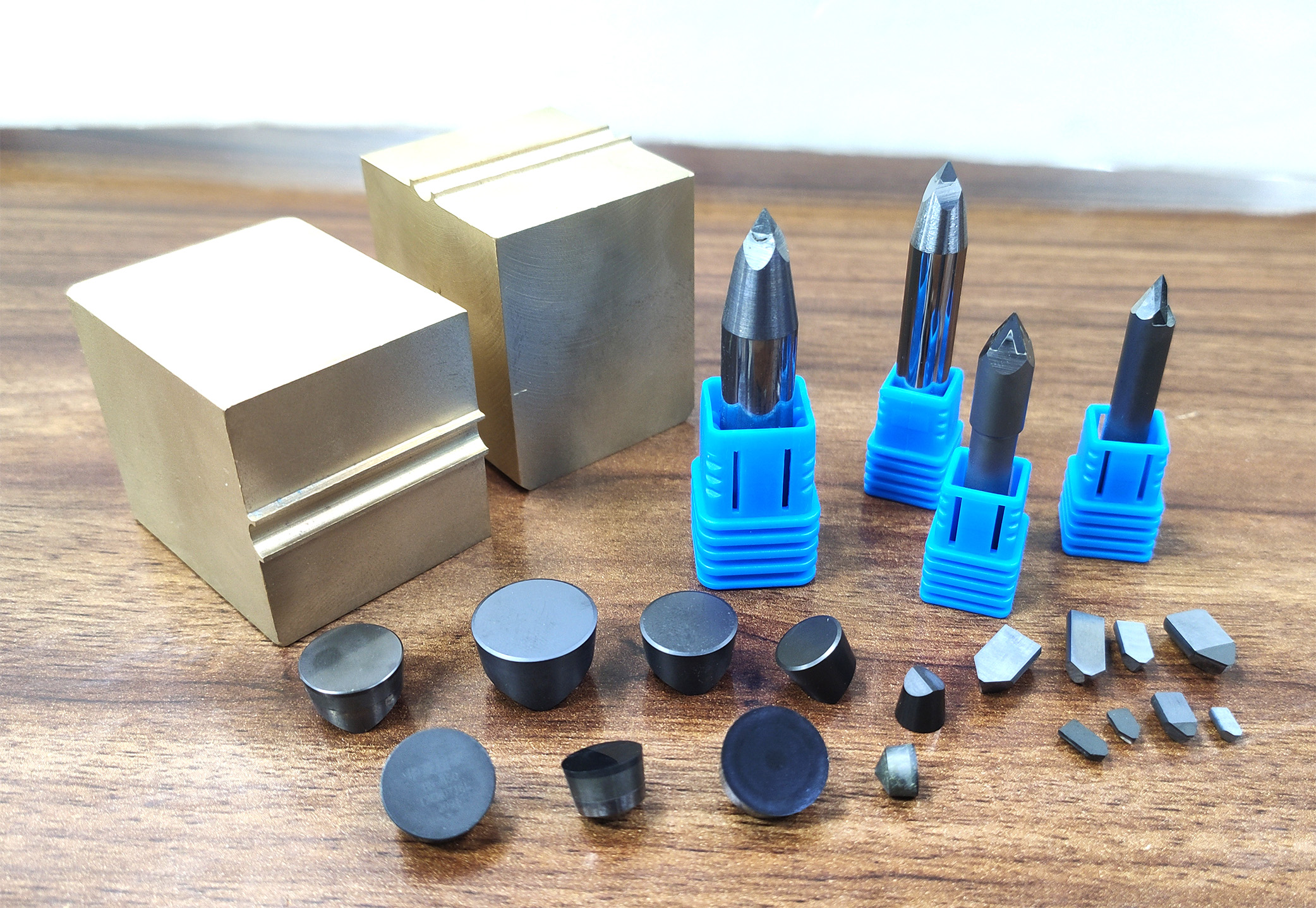 為何華菱CBN刀具在軋輥加工領(lǐng)域的使用效果如此出色？